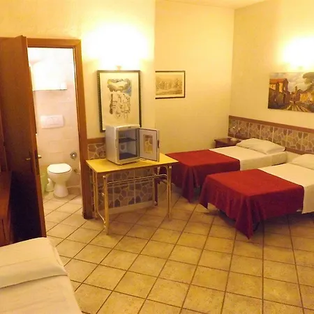 Antico Roma Hotel