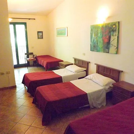 Antico Roma Hotel
